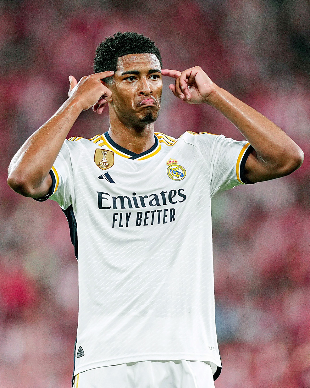 就在今天，12月8日凌晨！中超传来了青岛西海岸、武汉三镇和海港的新消息（12月8日凌晨，中超最新动态：青岛西海岸、武汉三镇与海港传来新进展）