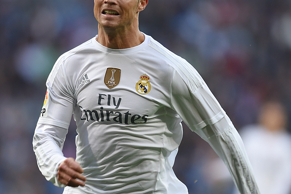 世体：亚马尔独自在健身房进行康复训练，下周末有望复出（世体：亚马尔在健身房单独康复训练，预计下周末回归）