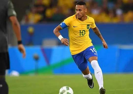 韩足晚报（2025.12.13）金泉和尚武明年恐迎来双输（韩国足坛晚报（2025.12.13）：金泉与尚武明年恐双双失利）