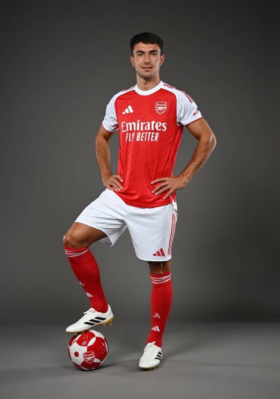 意媒：此前因流感缺阵的博尼尚未恢复训练，不确定能否踢意杯（意媒：博尼因流感缺阵后仍未复训，出战意杯成疑）