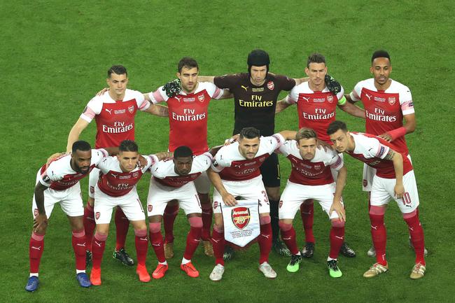 尼日利亚非洲杯大名单：奥斯梅恩领衔，卢克曼、伊沃比在列（尼日利亚公布非洲杯名单：奥斯梅恩率队，卢克曼、伊沃比入围）