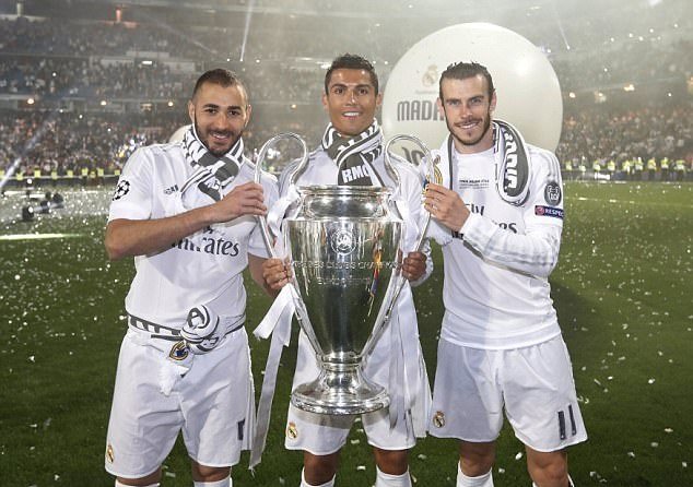 库尼亚：很感激成为曼联的一员，会尽力让曼联重返巅峰（库尼亚：感谢加盟曼联，必全力助队重返巅峰）