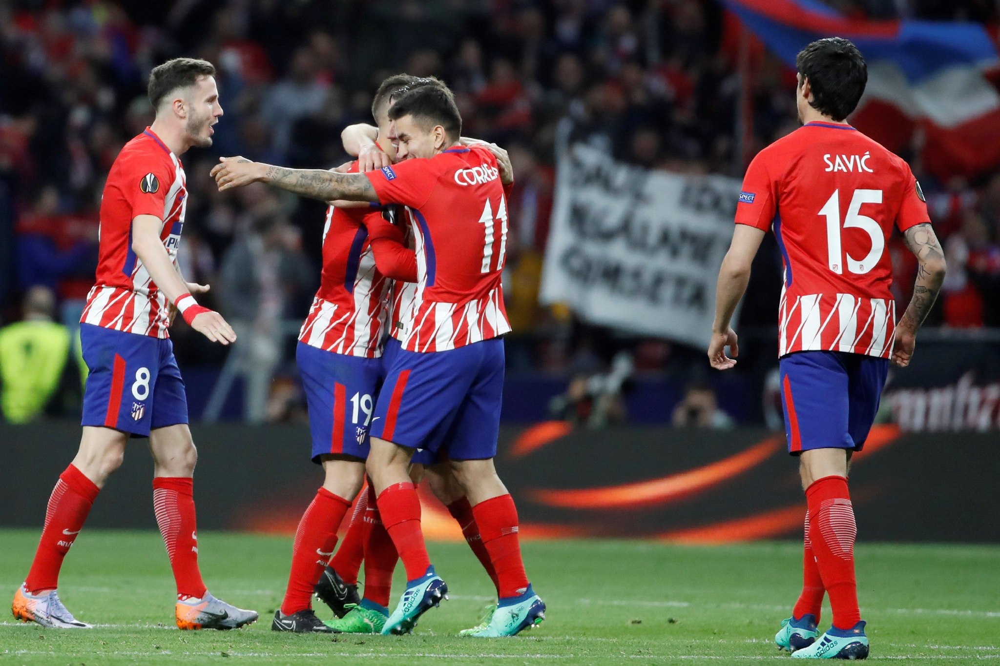 本菲卡欧冠出局将致穆里尼奥冬窗零引援（本菲卡欧冠折戟，穆里尼奥冬窗将无引援）