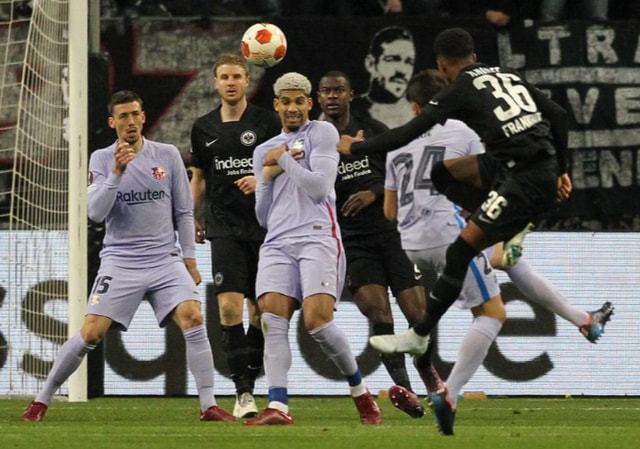 上海男篮23分大胜！淘汰香港金牛，张镇麟6分6篮板，弗格19分（上海男篮23分狂胜送香港金牛出局，弗格19分，张镇麟6分6板）