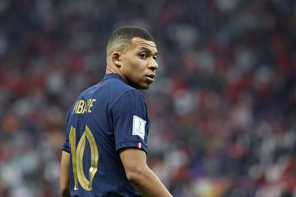 赫斯基：全世界都缺传统中锋，很难找到英格兰下一个“9号”（赫斯基：传统中锋全球稀缺，英格兰难觅下一位“9号”）