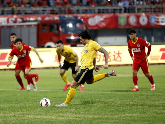 西甲前瞻：巴萨盼取胜继续争夺榜首，阿拉维斯能否制造麻烦？