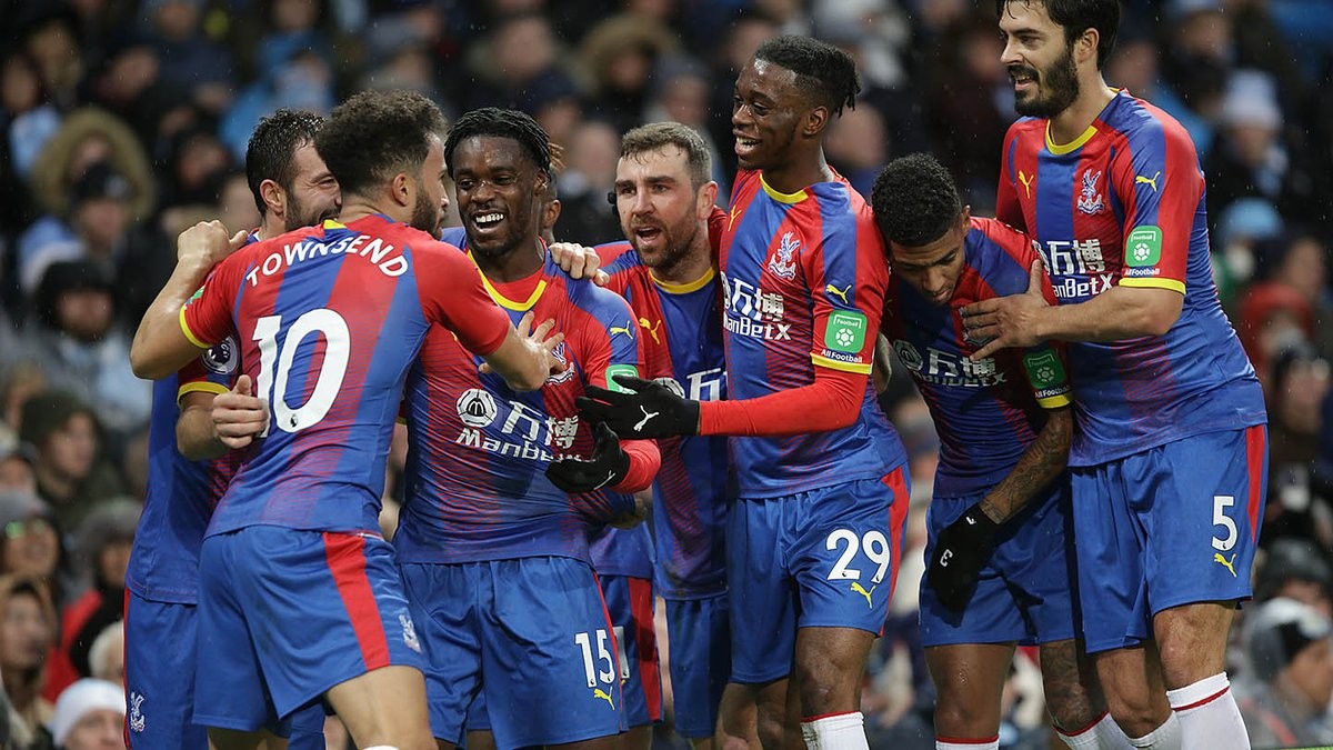 F-16又摔跤了，2025竞是“摔机本命年”，硬是拿了个三连冠（F-16再度坠机，2025俨然成“摔机本命年”，已连拿三连冠）