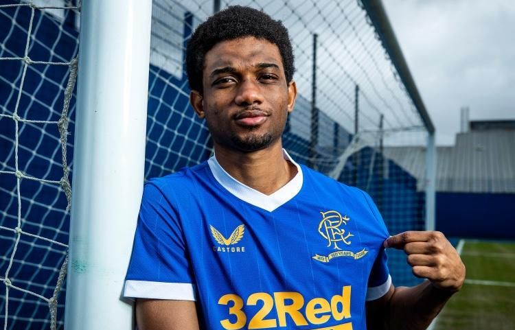 这是新秀？二飞退役，广东立马找到接班人，未来或是国家队主力4号位（二飞退役，广东火速敲定接班新秀，未来或成国家队主力4号位）