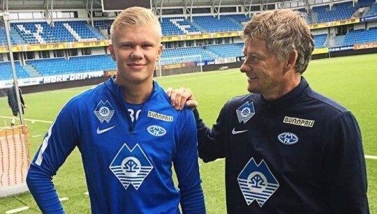 爆冷！国王杯战报：西班牙人0-1西协乙球队巴利阿里竞技遭淘汰（国王杯冷门！西班牙人0-1负于西协乙巴利阿里竞技，无缘晋级）