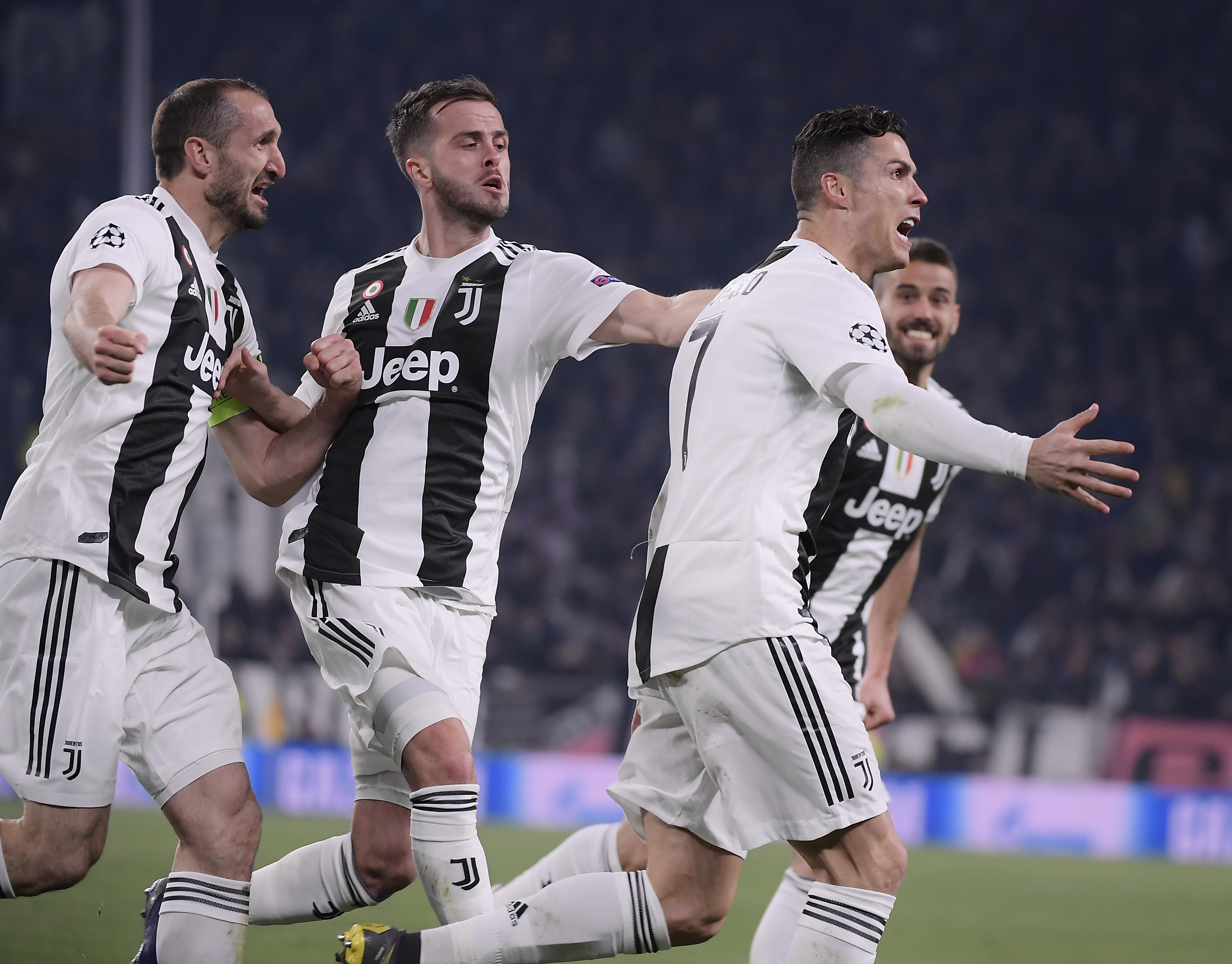 老鹰主帅：杰伦·约翰逊真正渴望的是胜利，他的潜力不止于此（老鹰主帅盛赞杰伦-约翰逊：以胜利为先，潜力远未见顶）