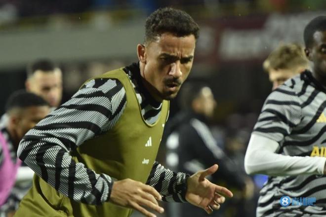 官方：英格兰名哨奥利弗将执法欧冠皇马客战奥林匹亚科斯（官方确认：英名哨奥利弗被指派执法欧冠皇马客场对阵奥林匹亚科斯）